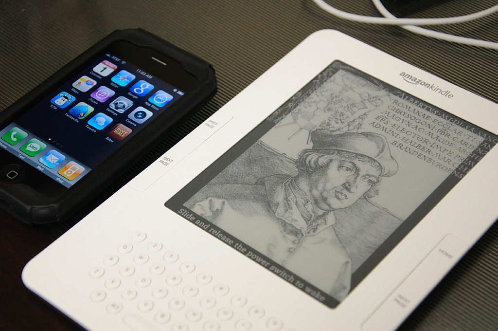 Kindle 2 and iPhone