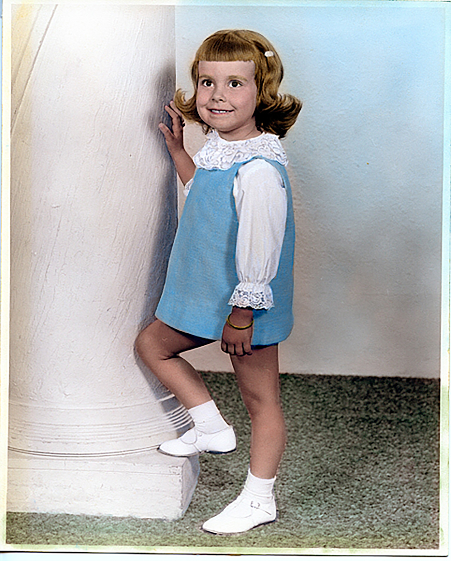 My Wife’s Adorable Childhood Photo from 1970